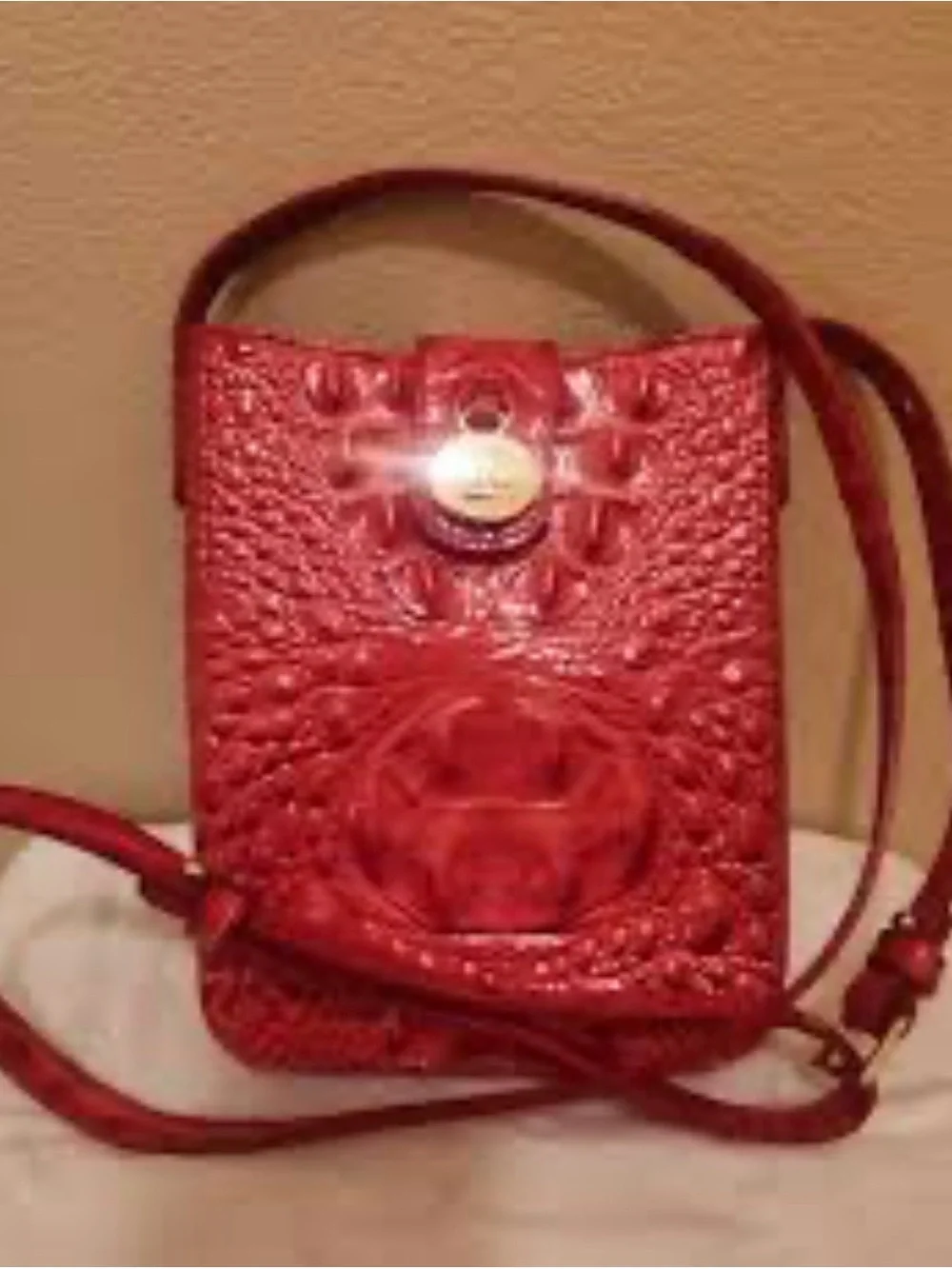 NWT Brahmin, Sm Sriracha Red Melbourne Marley Croco-Embossed Crossbody